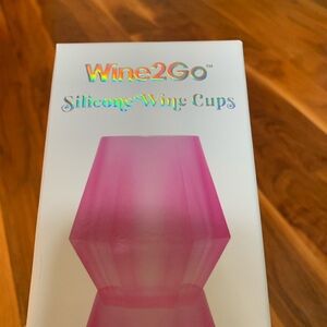 Diamond silicone wine glass, new